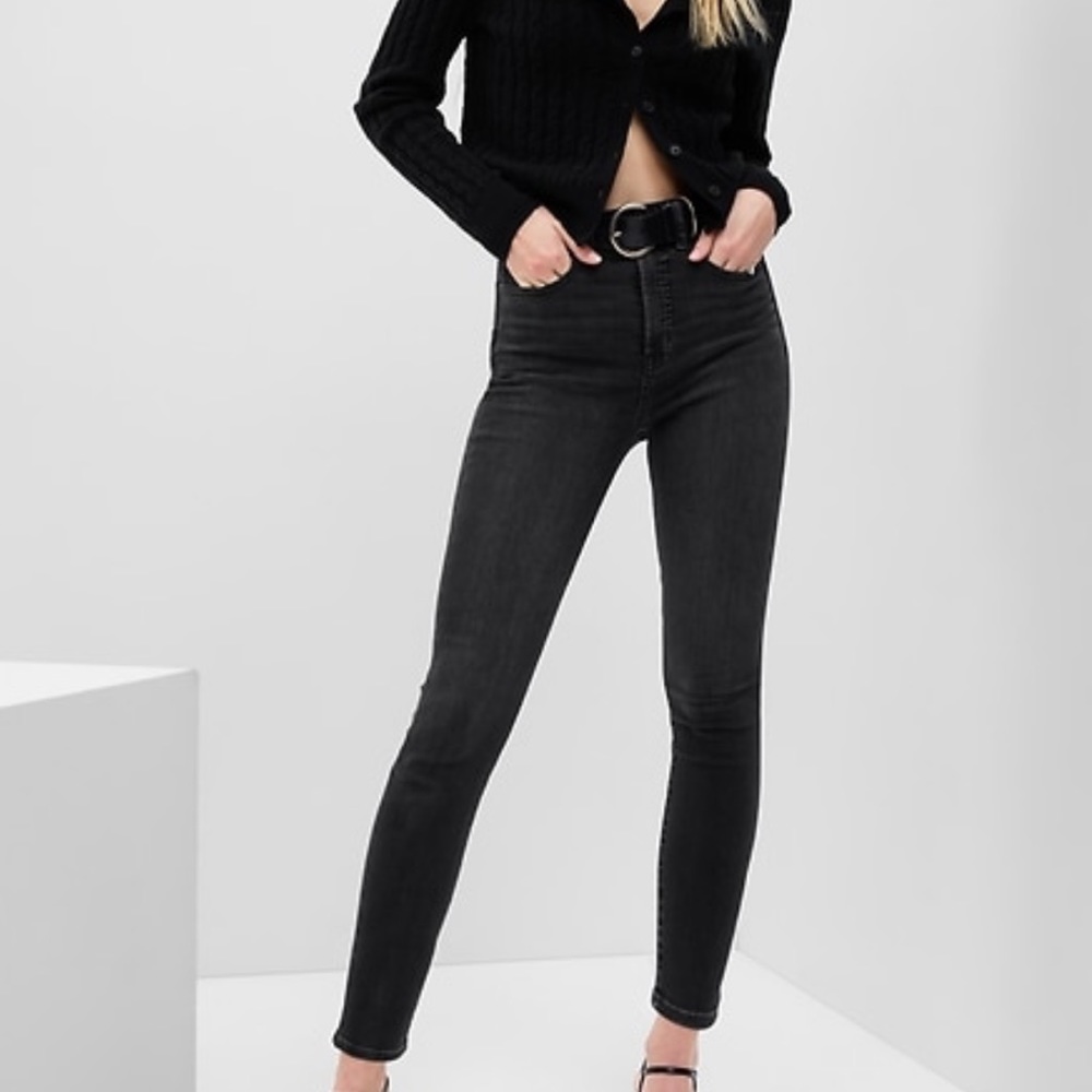True Skinny Mid Rise Jeans